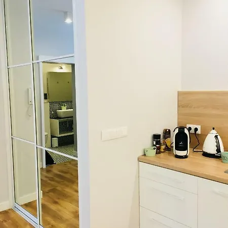 Lägenhet Piper Zajezdnia White Poznań