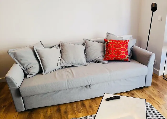 Piper Zajezdnia White Apartment